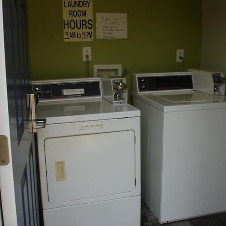 Value Inn Motel Eugene Airport Екстериор снимка